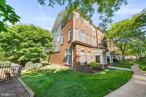 4431 B Eastwick Ct, Fairfax, VA 22033