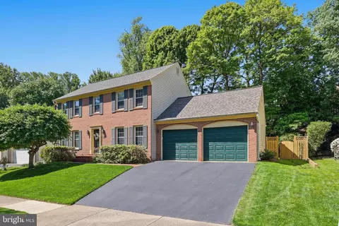 Exterior - 2706 Hatmark St, Vienna, VA 22181 photo 9 of 9