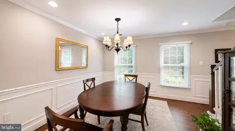 Dining - 2706 Hatmark St, Vienna, VA 22181 photo 1 of 2