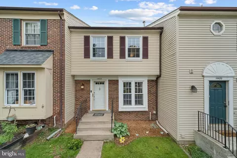 14422 Salisbury Plain Ct, Centreville, VA 20120