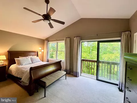 Bedroom - 7929 Valleyfield Dr, Springfield, VA 22153 photo 2 of 4