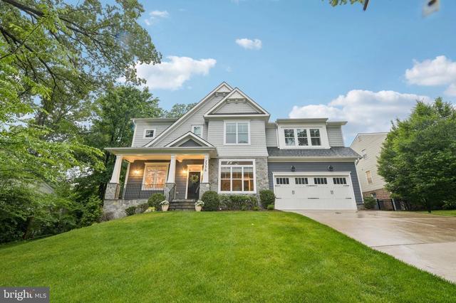 2336 N Oak St, Falls Church, VA 22046