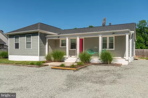 2944 Random Rd, Falls Church, VA 22042