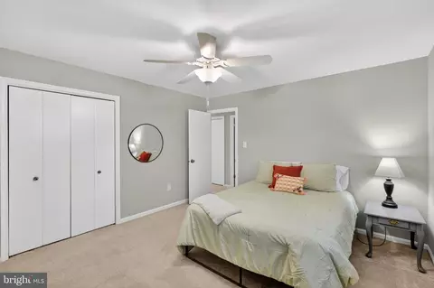 Bedroom - 6710 Sydenstricker Rd, Springfield, VA 22152 photo 2 of 7