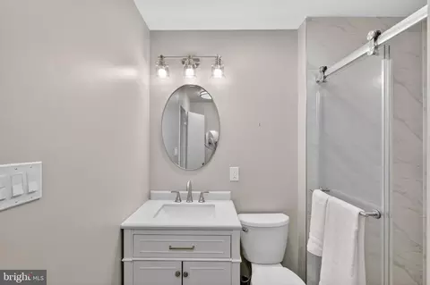 Bath - 6710 Sydenstricker Rd, Springfield, VA 22152 photo 2 of 3