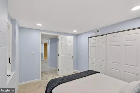 Bedroom - 6710 Sydenstricker Rd, Springfield, VA 22152 photo 7 of 7