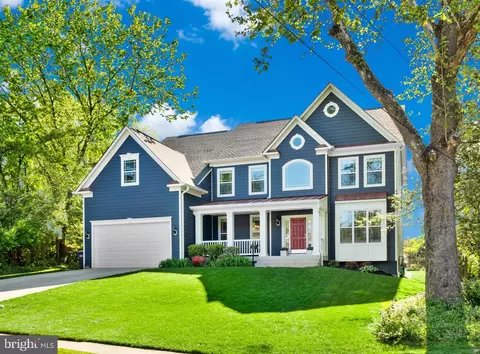 1639 Macon St, Mclean, VA 22101