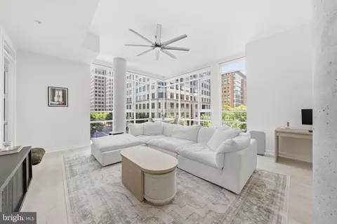 12025 New Dominion Pkwy #313, Reston, VA 20190