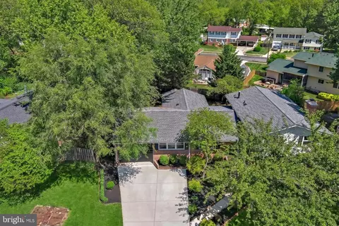 View/Area - 6530 Ashlawn Ct, Springfield, VA 22150 photo 1 of 3