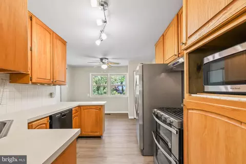 Kitchen - 6530 Ashlawn Ct, Springfield, VA 22150 photo 2 of 3