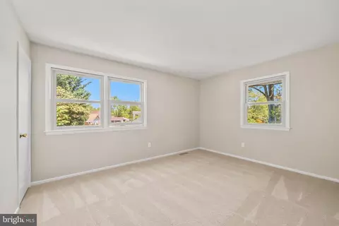 Bedroom - 6530 Ashlawn Ct, Springfield, VA 22150 photo 1 of 6