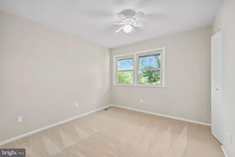 Bedroom - 6530 Ashlawn Ct, Springfield, VA 22150 photo 6 of 6