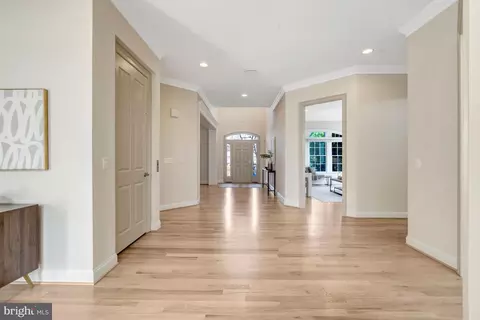 Entry Way - 1318 Kurtz Rd, Mclean, VA 22101 photo 10 of 14