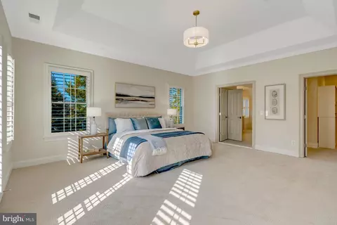 Bedroom - 1318 Kurtz Rd, Mclean, VA 22101 photo 4 of 7