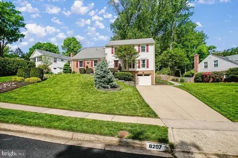 8207 Toll House Rd, Annandale, VA 22003