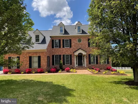 3454 Virginia Oaks Dr, Oakton, VA 22124