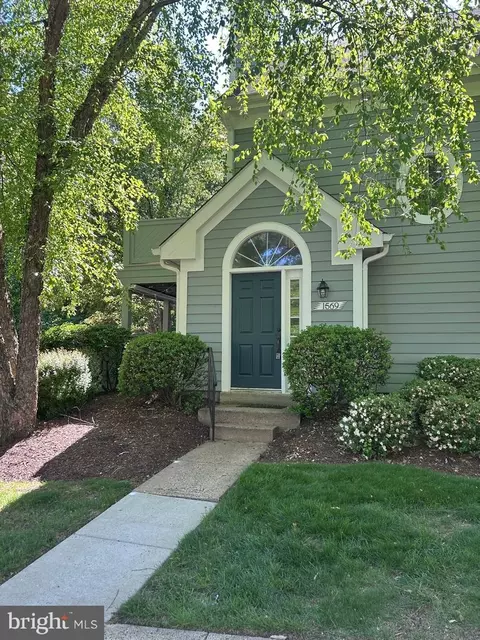1569 Church Hill Pl, Reston, VA 20194
