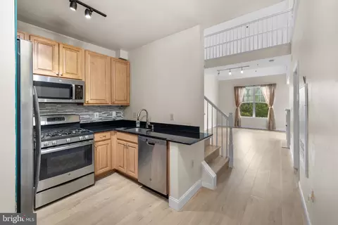 Kitchen - 1641 International Dr #412, Mclean, VA 22102 photo 3 of 3