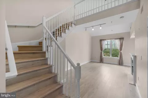 Living - 1641 International Dr #412, Mclean, VA 22102 photo 8 of 8