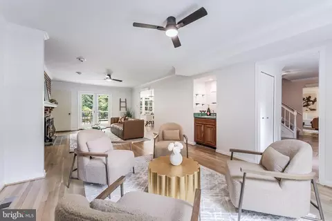 Living - 11488 Bingham Ter, Reston, VA 20191 photo 8 of 8