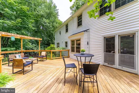 Exterior - 11488 Bingham Ter, Reston, VA 20191 photo 6 of 10