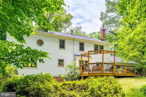 Exterior - 11488 Bingham Ter, Reston, VA 20191 photo 8 of 10