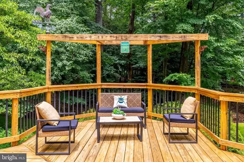 Exterior - 11488 Bingham Ter, Reston, VA 20191 photo 5 of 10