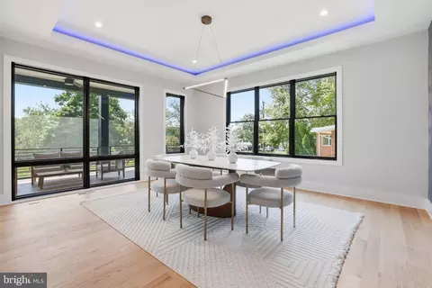 Dining - 6514 Byrnes Dr, Mclean, VA 22101 photo 5 of 9