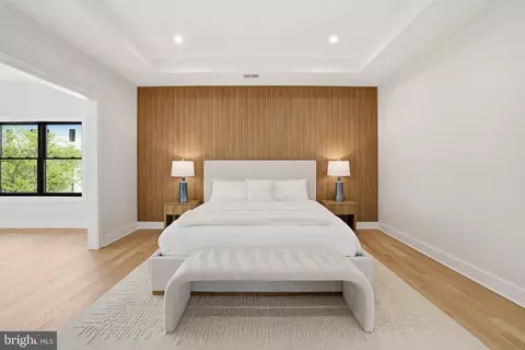 Bedroom - 6514 Byrnes Dr, Mclean, VA 22101 photo 3 of 8