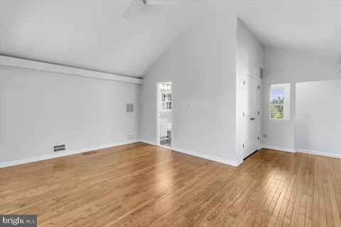 Other - 6515 Old Chesterbrook Rd, Mclean, VA 22101 photo 3 of 7