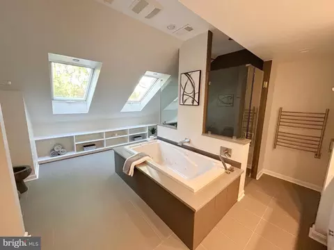 Bath - 6515 Old Chesterbrook Rd, Mclean, VA 22101 photo 1 of 7