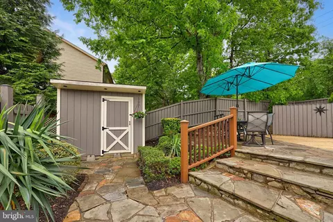 Exterior - 8311 Timber Brook Ln, Springfield, VA 22153 photo 3 of 10
