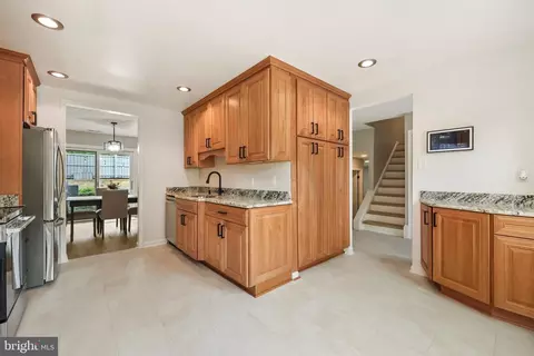 Kitchen - 8311 Timber Brook Ln, Springfield, VA 22153 photo 4 of 4