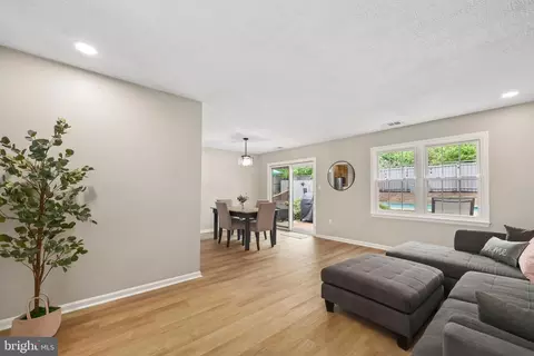 Living - 8311 Timber Brook Ln, Springfield, VA 22153 photo 1 of 1