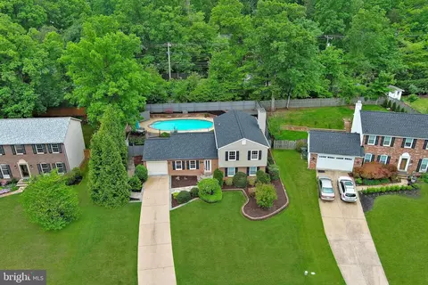 View/Area - 8311 Timber Brook Ln, Springfield, VA 22153 photo 2 of 2
