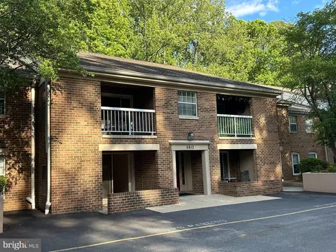 5813 Cove Landing Rd #201, Burke, VA 22015