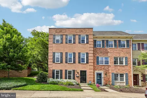 7438 Hallcrest Dr, Mclean, VA 22102
