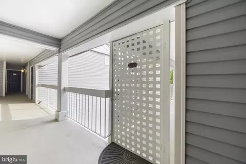 Other - 3175 Summit Square Dr #5-E12, Oakton, VA 22124 photo 6 of 10