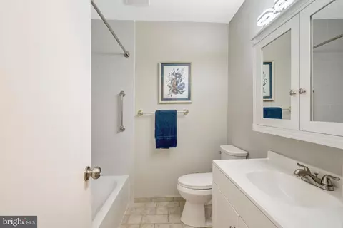 Bath - 8909 Victoria Rd, Springfield, VA 22151 photo 1 of 5