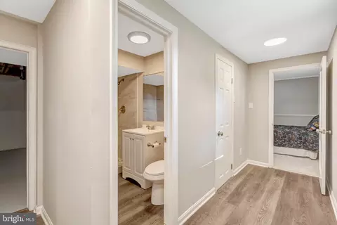 Entry Way - 8909 Victoria Rd, Springfield, VA 22151 photo 5 of 5