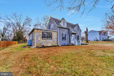 3509 Annandale Rd, Annandale, VA 22003