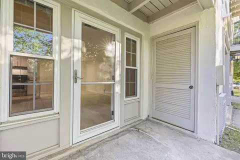 Exterior - 5817 L Rexford Dr #798, Springfield, VA 22152 photo 2 of 4