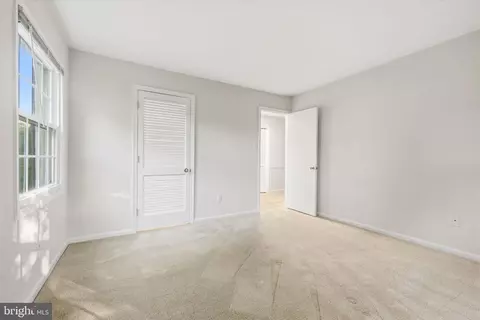 Bedroom - 5817 L Rexford Dr #798, Springfield, VA 22152 photo 4 of 4