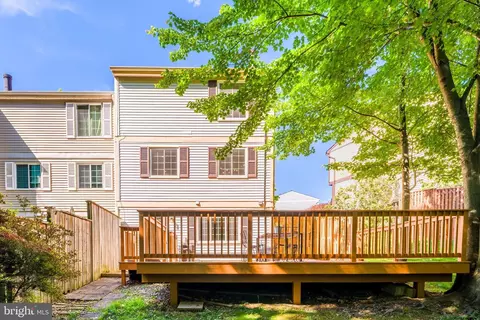 Exterior - 1654 Barnstead Dr, Reston, VA 20194 photo 8 of 8