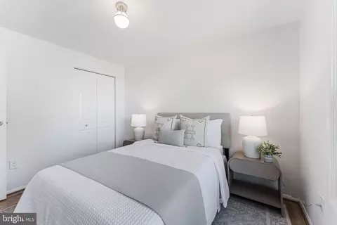 Bedroom - 1654 Barnstead Dr, Reston, VA 20194 photo 7 of 10