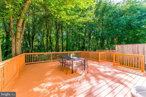 Exterior - 1654 Barnstead Dr, Reston, VA 20194 photo 6 of 8