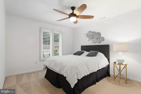 Bedroom - 7905 Belleflower Dr, Springfield, VA 22152 photo 3 of 4