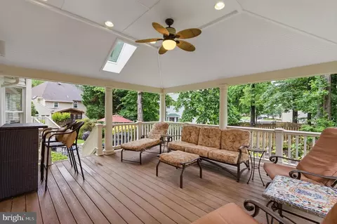 Exterior - 7905 Belleflower Dr, Springfield, VA 22152 photo 5 of 15