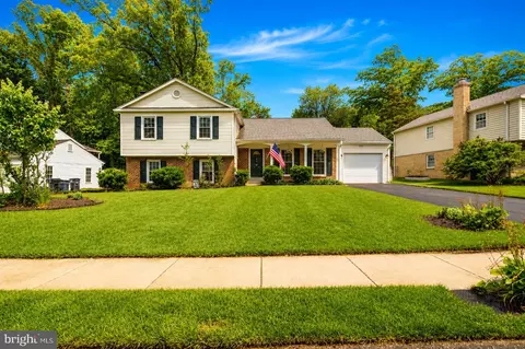 10907 Paynes Church Dr, Fairfax, VA 22032