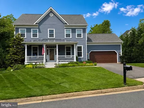 10206 Palmer Glen Ct, Oakton, VA 22124